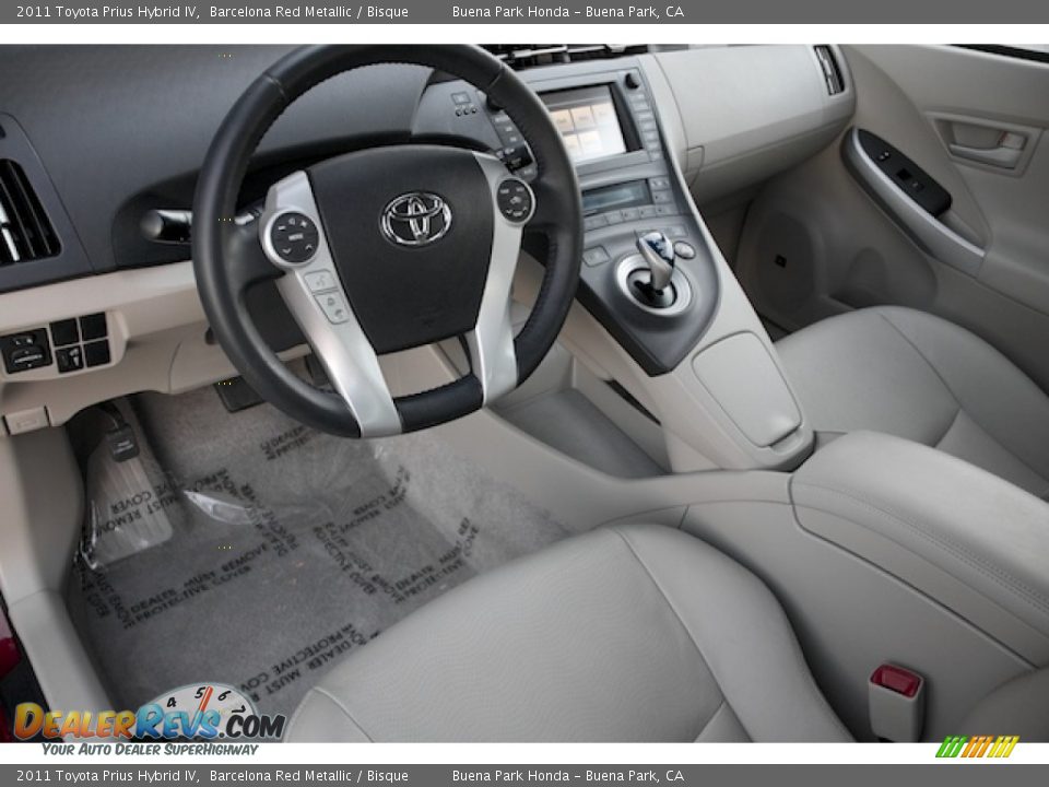 2011 Toyota Prius Hybrid IV Barcelona Red Metallic / Bisque Photo #12