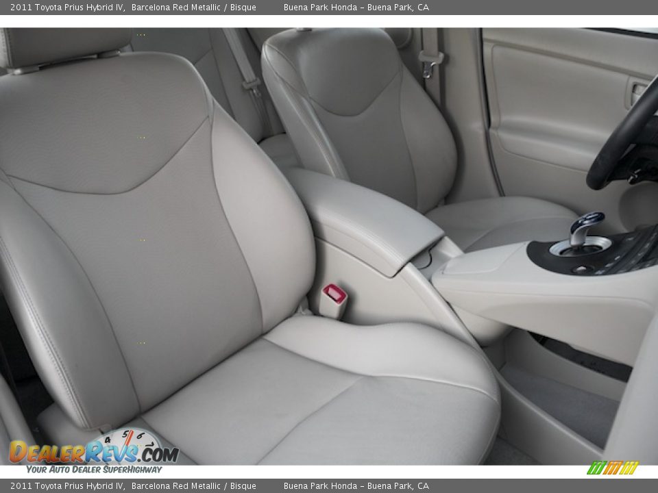2011 Toyota Prius Hybrid IV Barcelona Red Metallic / Bisque Photo #22