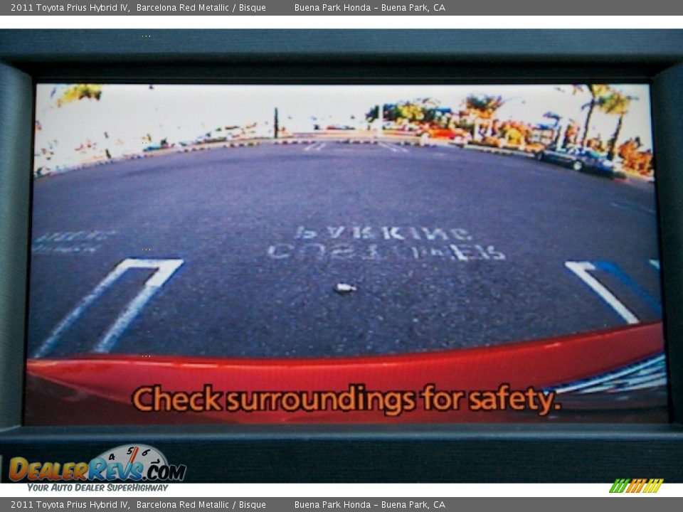 2011 Toyota Prius Hybrid IV Barcelona Red Metallic / Bisque Photo #25