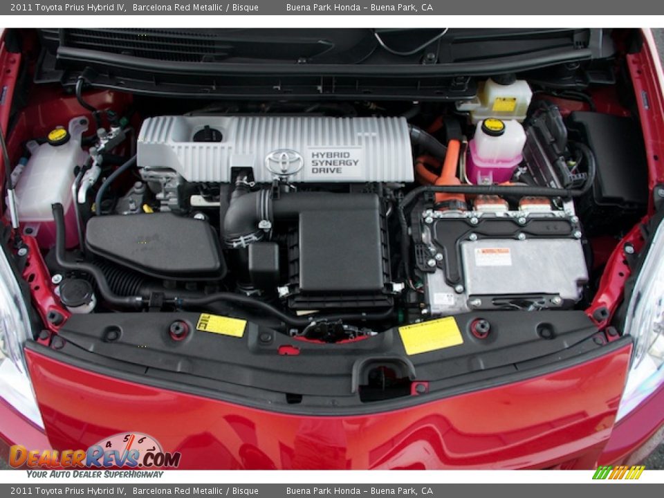2011 Toyota Prius Hybrid IV Barcelona Red Metallic / Bisque Photo #32