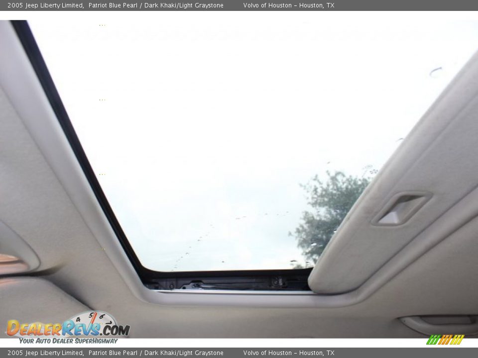 2005 Jeep Liberty Limited Patriot Blue Pearl / Dark Khaki/Light Graystone Photo #13