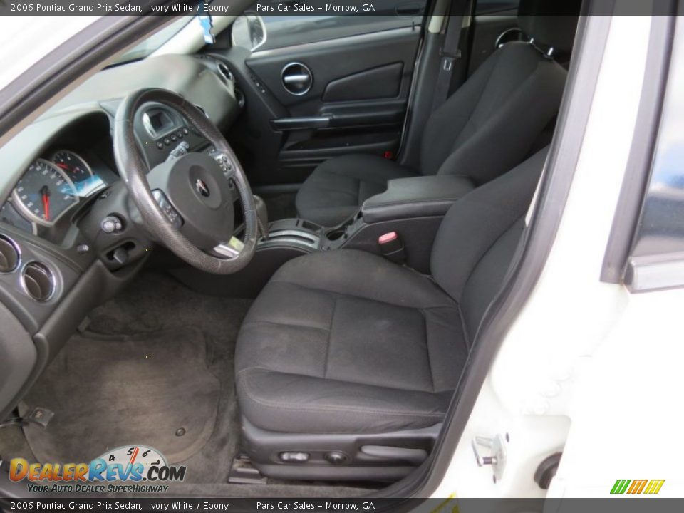 2006 Pontiac Grand Prix Sedan Ivory White / Ebony Photo #6