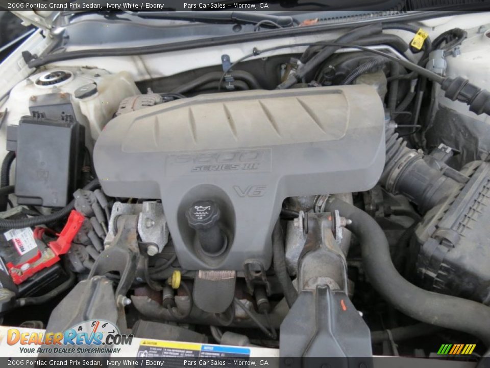 2006 Pontiac Grand Prix Sedan Ivory White / Ebony Photo #12