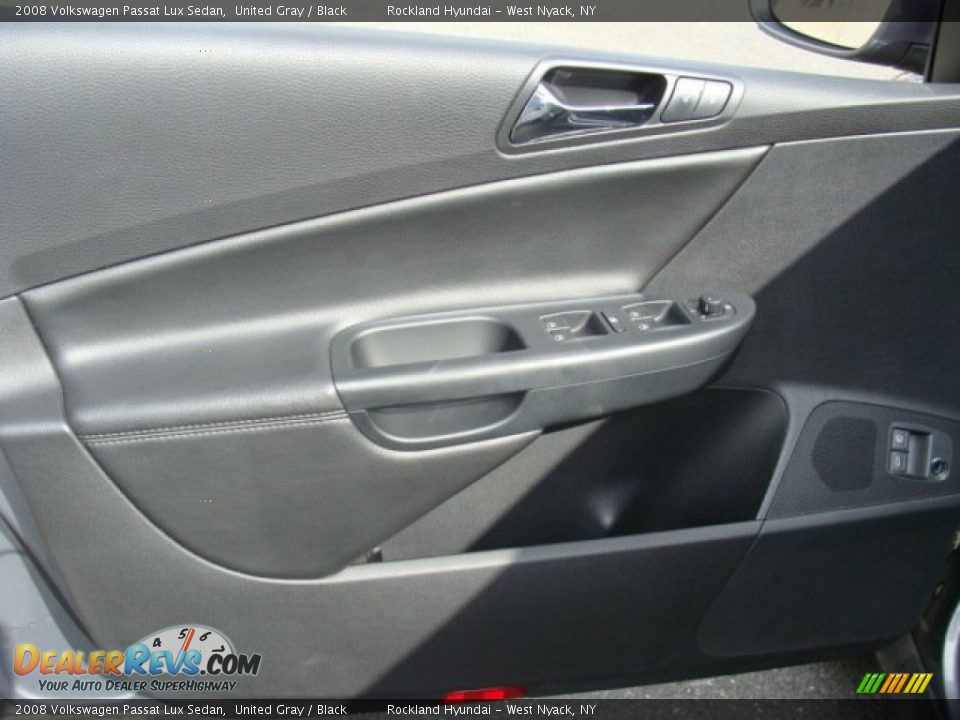 2008 Volkswagen Passat Lux Sedan United Gray / Black Photo #7