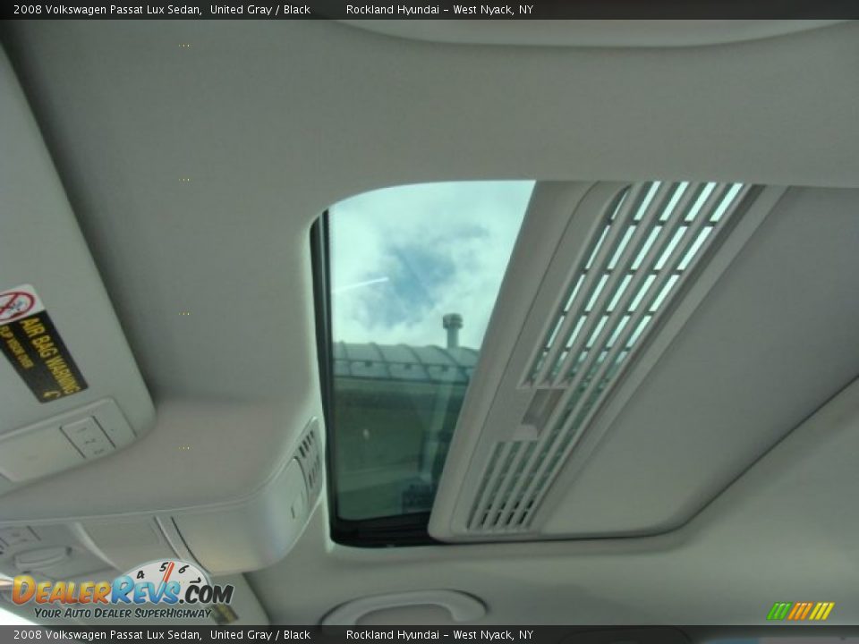 2008 Volkswagen Passat Lux Sedan United Gray / Black Photo #11