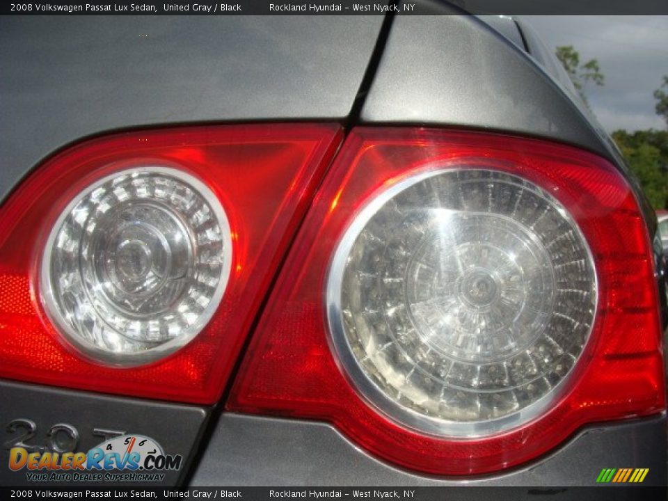 2008 Volkswagen Passat Lux Sedan United Gray / Black Photo #22