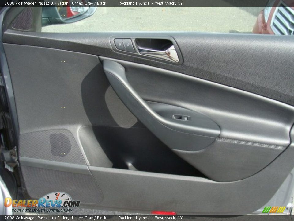 2008 Volkswagen Passat Lux Sedan United Gray / Black Photo #24