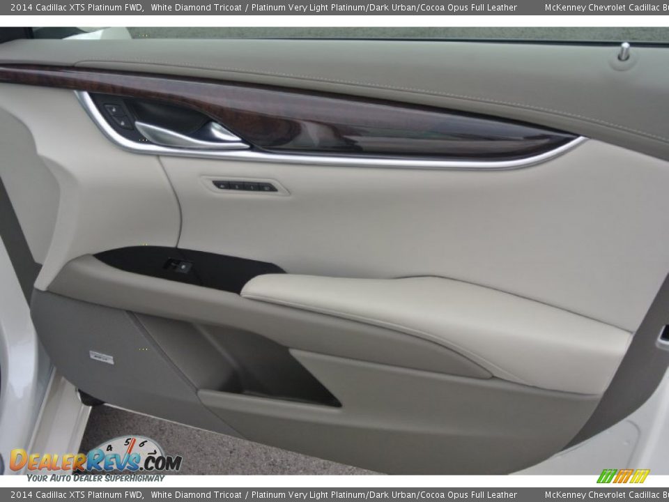 2014 Cadillac XTS Platinum FWD White Diamond Tricoat / Platinum Very Light Platinum/Dark Urban/Cocoa Opus Full Leather Photo #19
