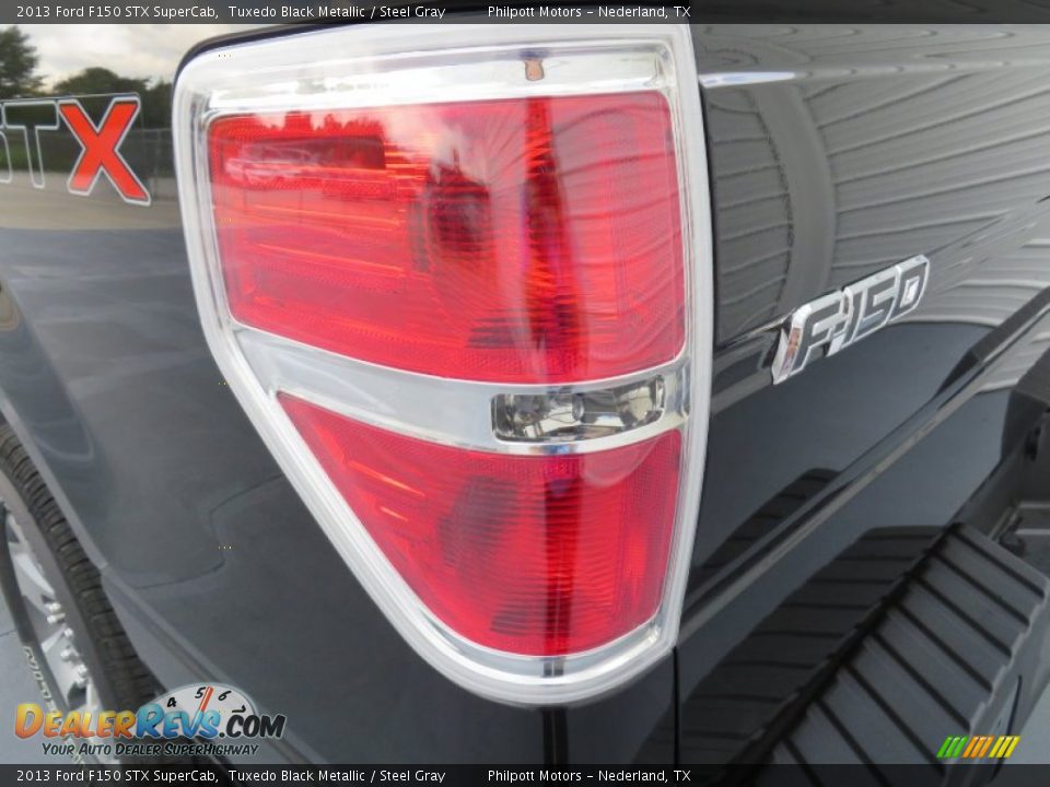 2013 Ford F150 STX SuperCab Tuxedo Black Metallic / Steel Gray Photo #17
