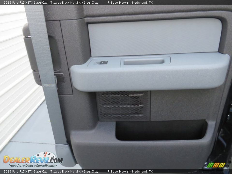 2013 Ford F150 STX SuperCab Tuxedo Black Metallic / Steel Gray Photo #24