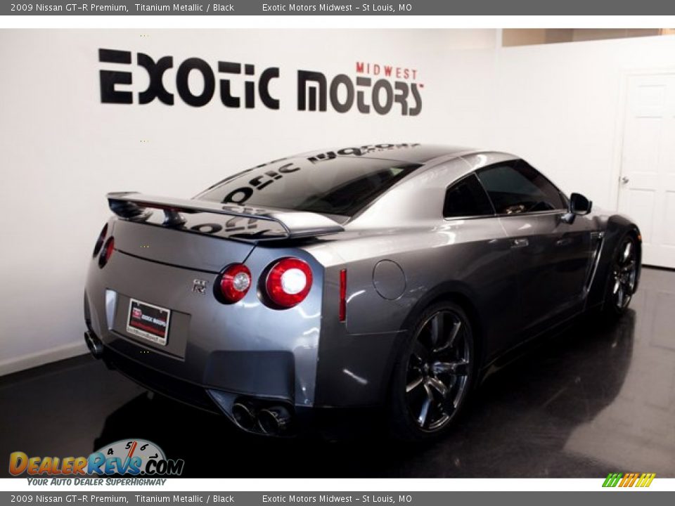 2009 Nissan GT-R Premium Titanium Metallic / Black Photo #10