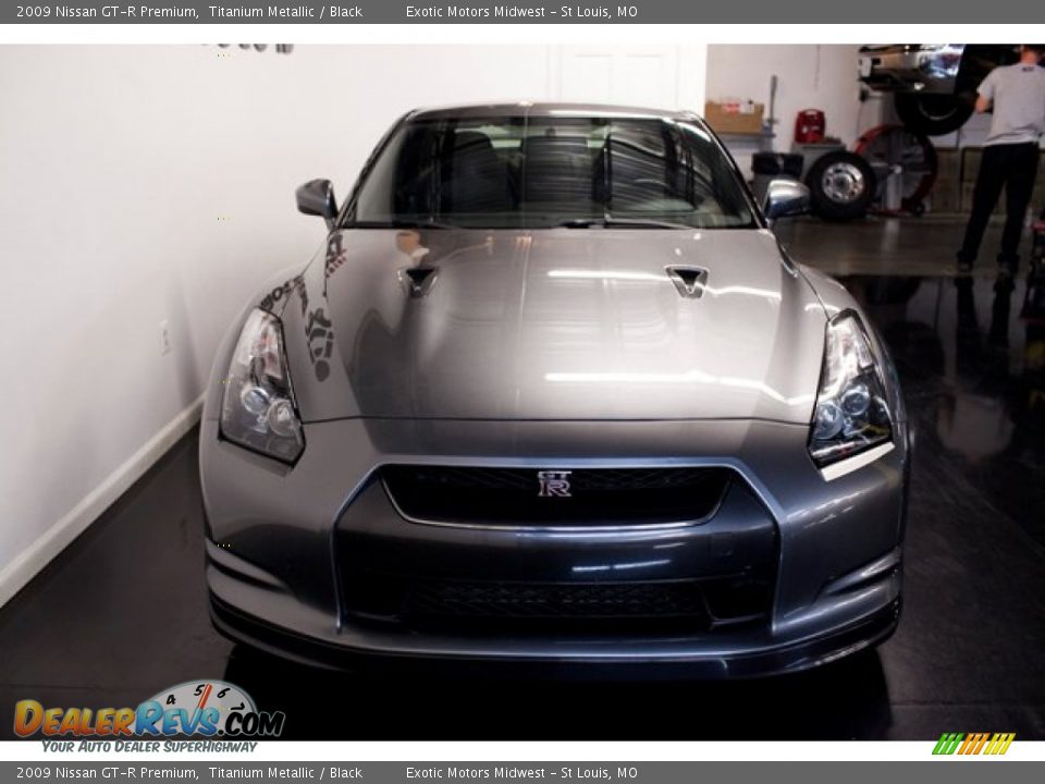 2009 Nissan GT-R Premium Titanium Metallic / Black Photo #14