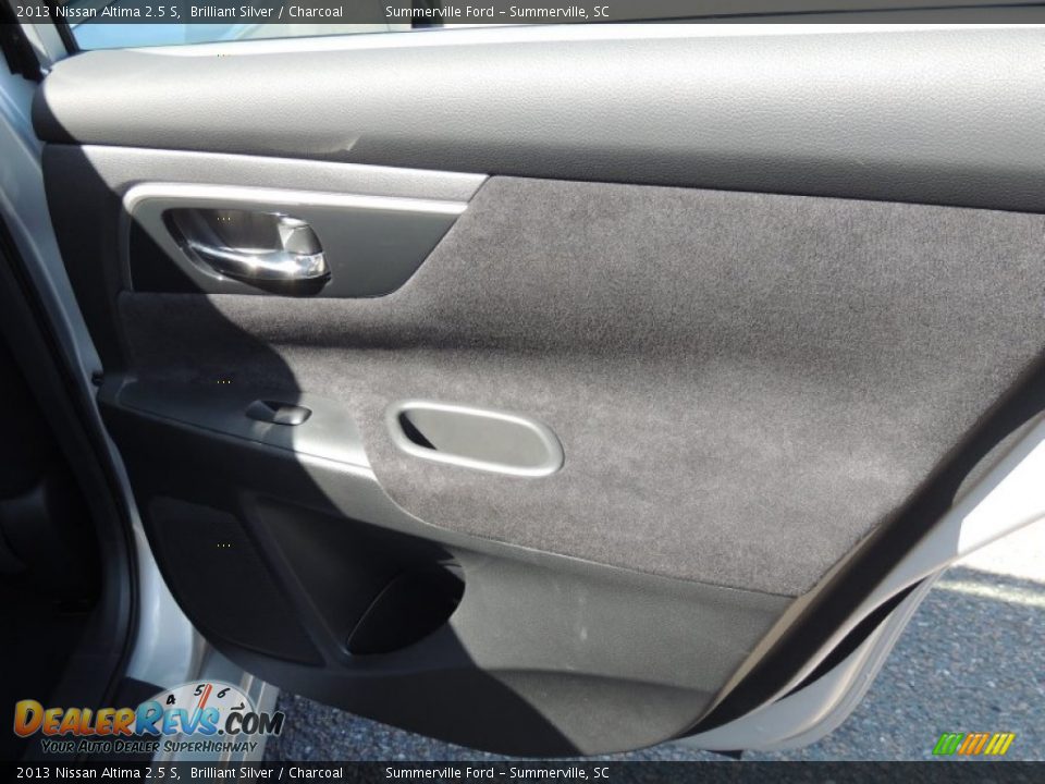 2013 Nissan Altima 2.5 S Brilliant Silver / Charcoal Photo #11