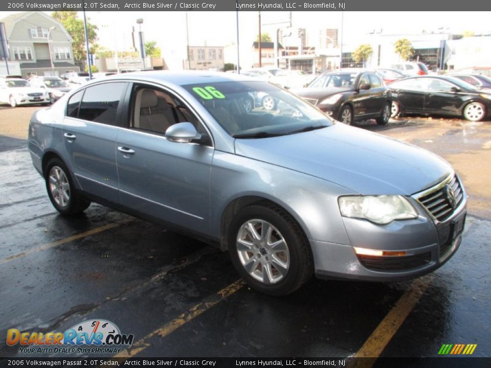 2006 Volkswagen Passat 2.0T Sedan Arctic Blue Silver / Classic Grey Photo #3