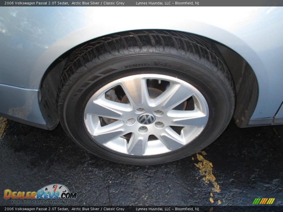 2006 Volkswagen Passat 2.0T Sedan Arctic Blue Silver / Classic Grey Photo #5