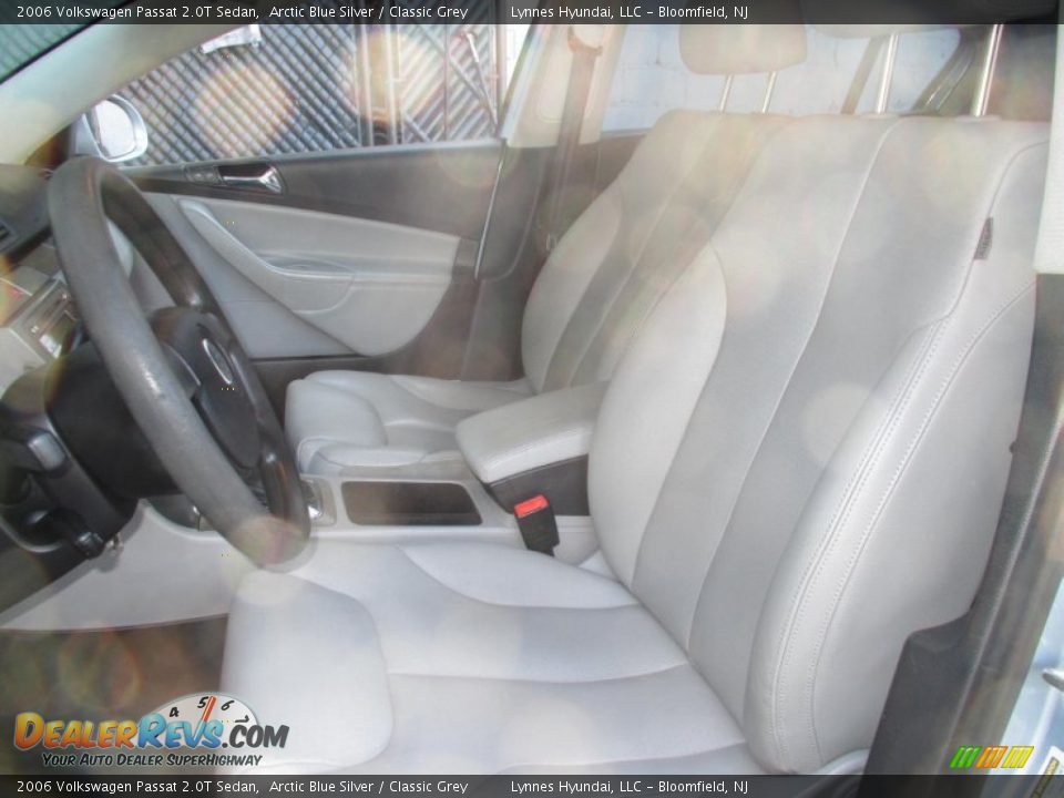 2006 Volkswagen Passat 2.0T Sedan Arctic Blue Silver / Classic Grey Photo #10