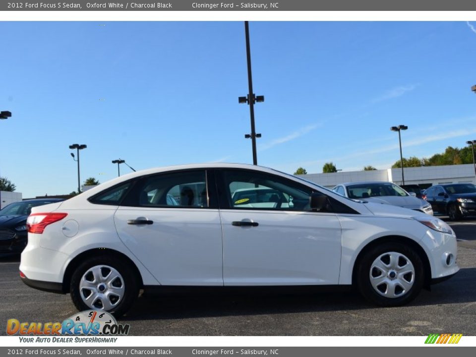 2012 Ford Focus S Sedan Oxford White / Charcoal Black Photo #2