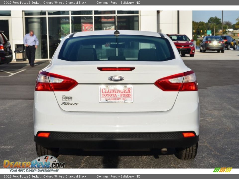 2012 Ford Focus S Sedan Oxford White / Charcoal Black Photo #4