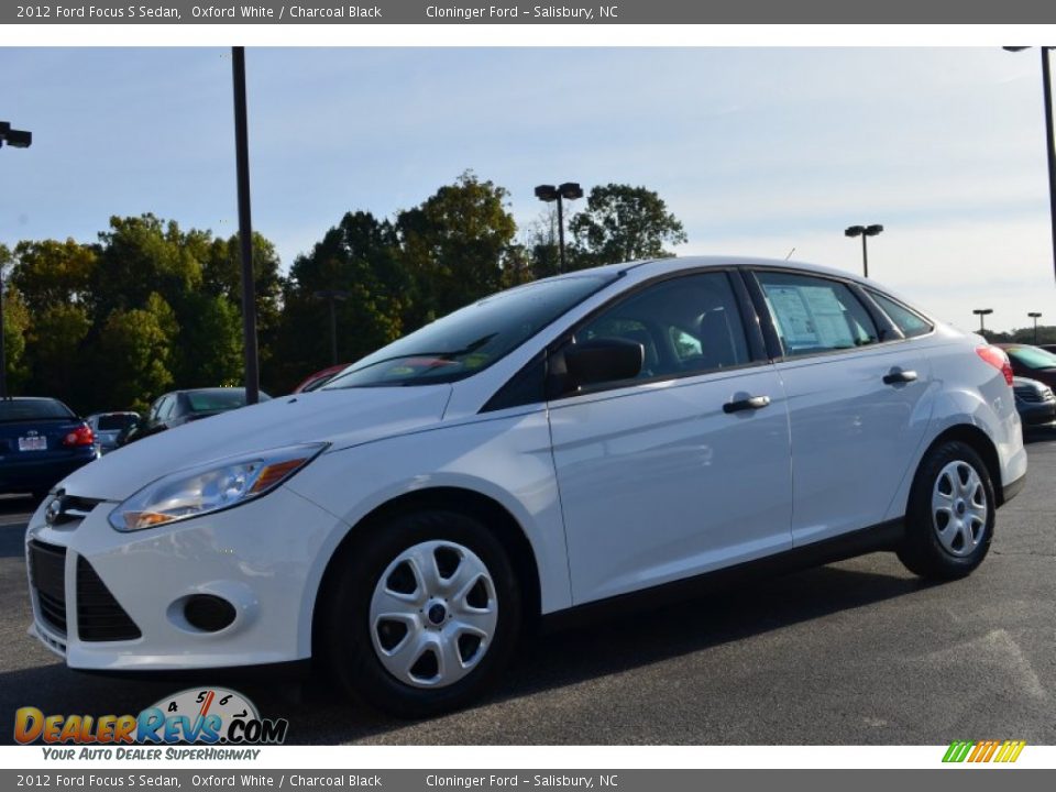 2012 Ford Focus S Sedan Oxford White / Charcoal Black Photo #6