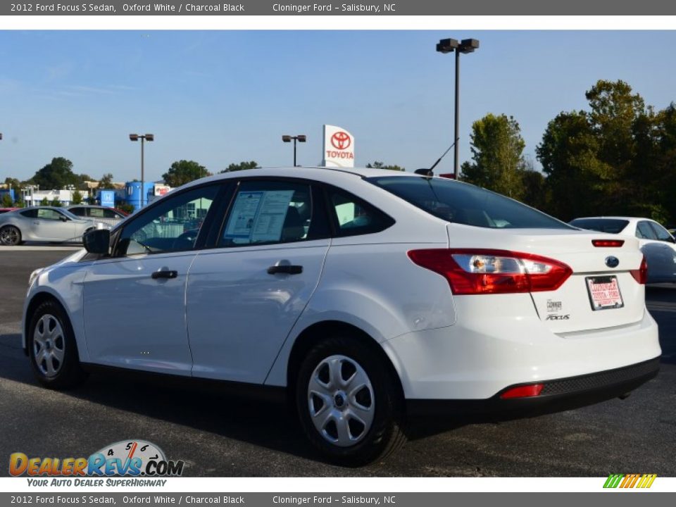2012 Ford Focus S Sedan Oxford White / Charcoal Black Photo #22