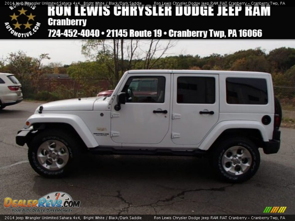 2014 Jeep Wrangler Unlimited Sahara 4x4 Bright White / Black/Dark Saddle Photo #1