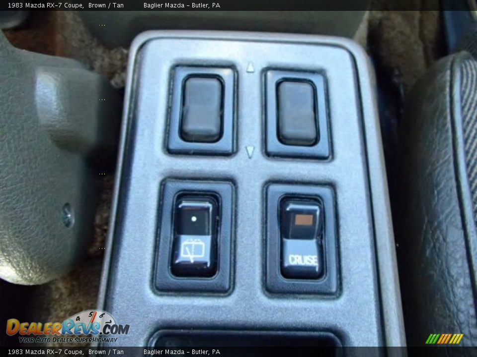 Controls of 1983 Mazda RX-7 Coupe Photo #18