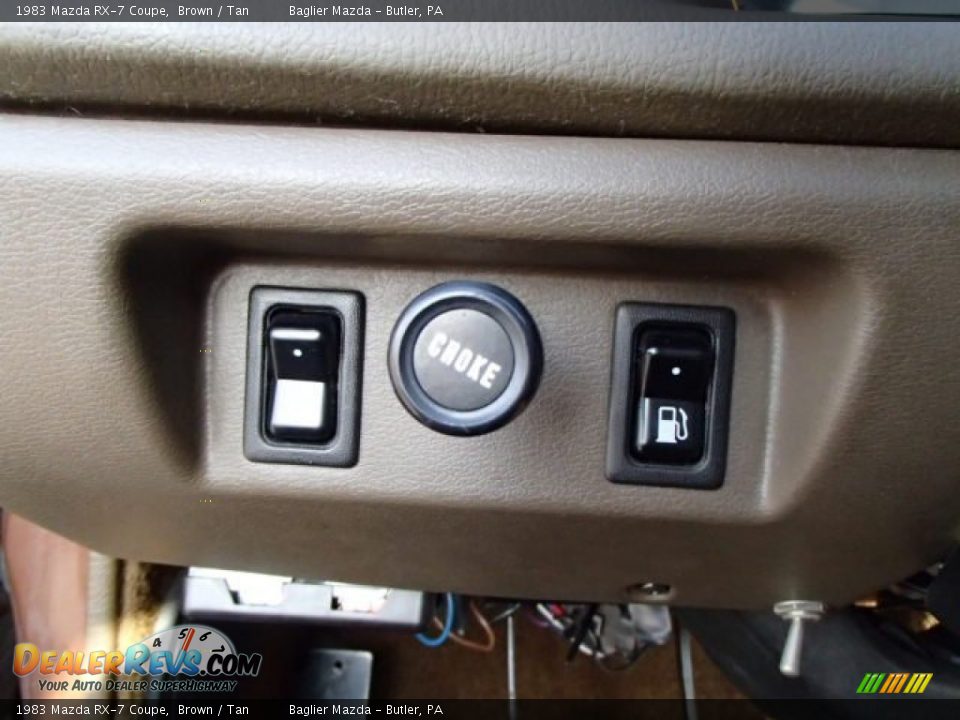 Controls of 1983 Mazda RX-7 Coupe Photo #21