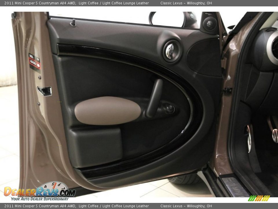 Door Panel of 2011 Mini Cooper S Countryman All4 AWD Photo #4