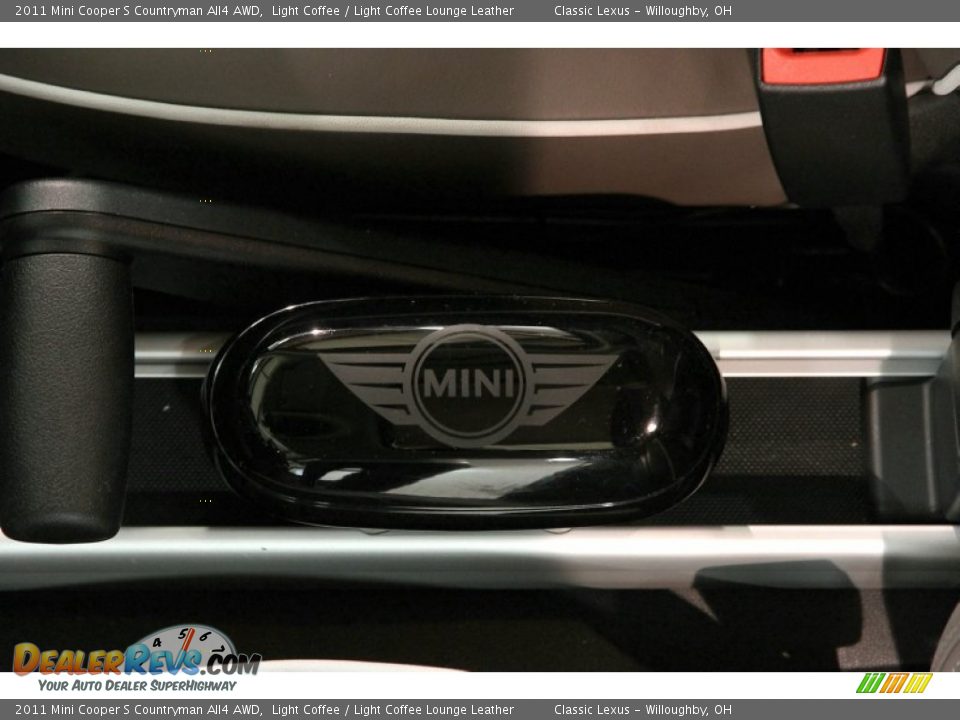 2011 Mini Cooper S Countryman All4 AWD Light Coffee / Light Coffee Lounge Leather Photo #19