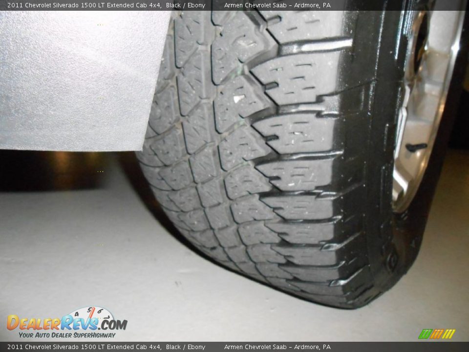 2011 Chevrolet Silverado 1500 LT Extended Cab 4x4 Black / Ebony Photo #22