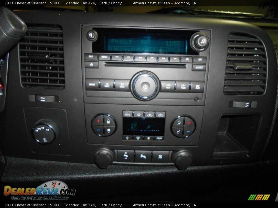 2011 Chevrolet Silverado 1500 LT Extended Cab 4x4 Black / Ebony Photo #23