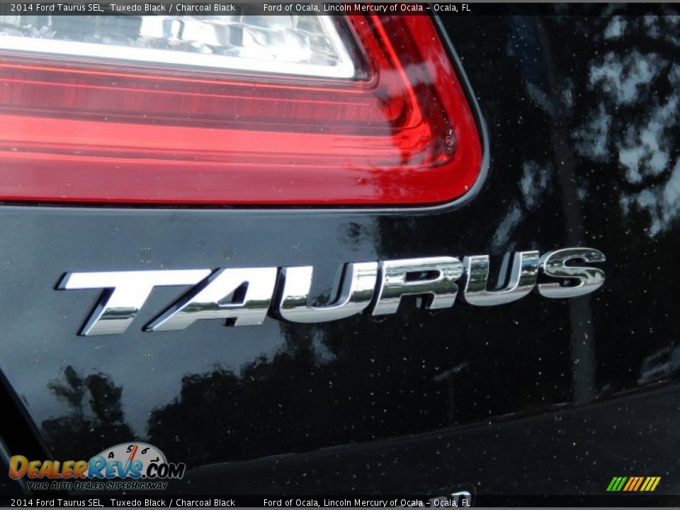 2014 Ford Taurus SEL Tuxedo Black / Charcoal Black Photo #4