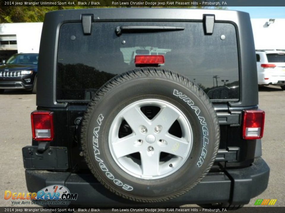 2014 Jeep Wrangler Unlimited Sport 4x4 Black / Black Photo #4