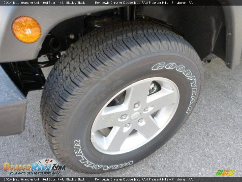 2014 Jeep Wrangler Unlimited Sport 4x4 Black / Black Photo #11