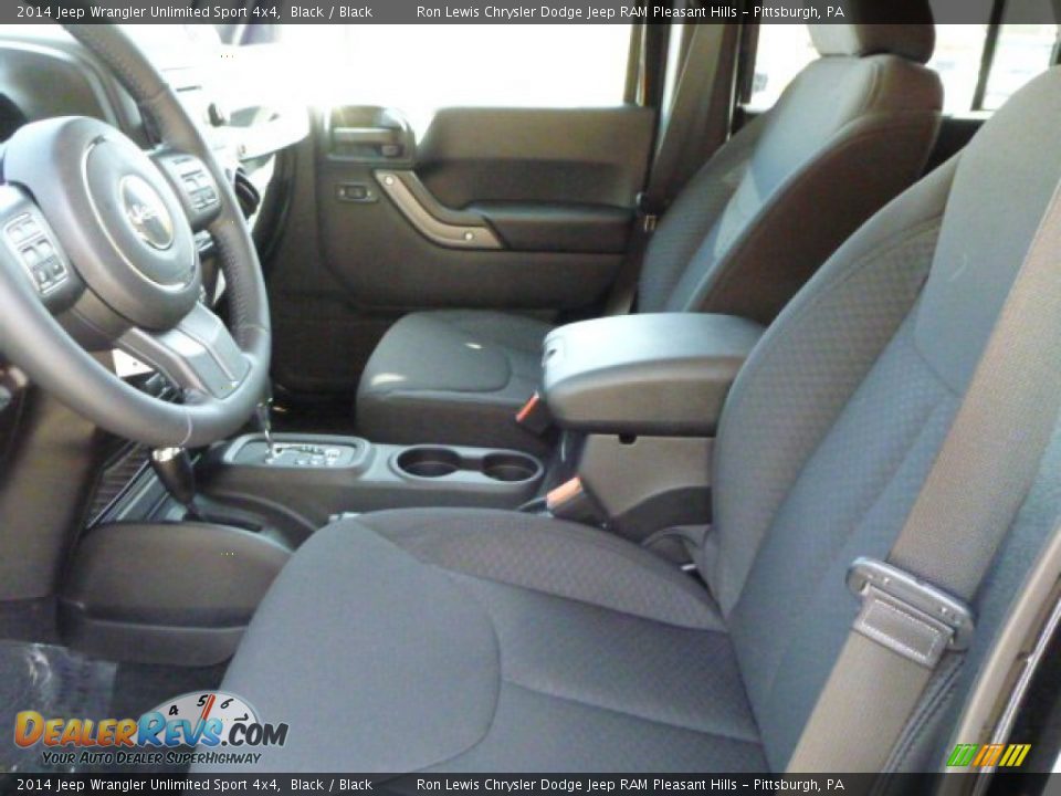 2014 Jeep Wrangler Unlimited Sport 4x4 Black / Black Photo #12