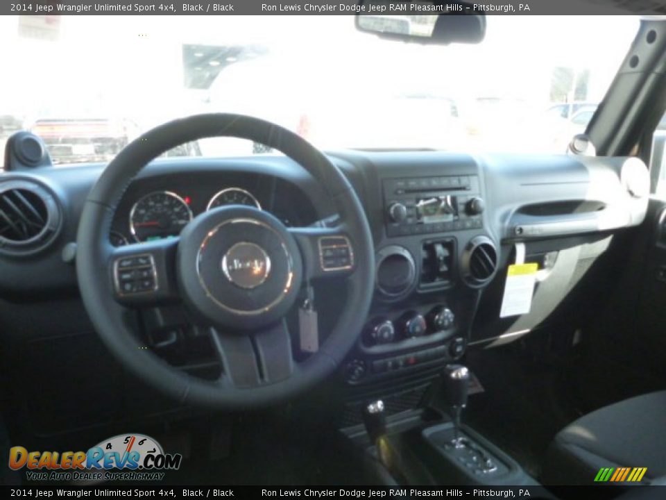 2014 Jeep Wrangler Unlimited Sport 4x4 Black / Black Photo #14