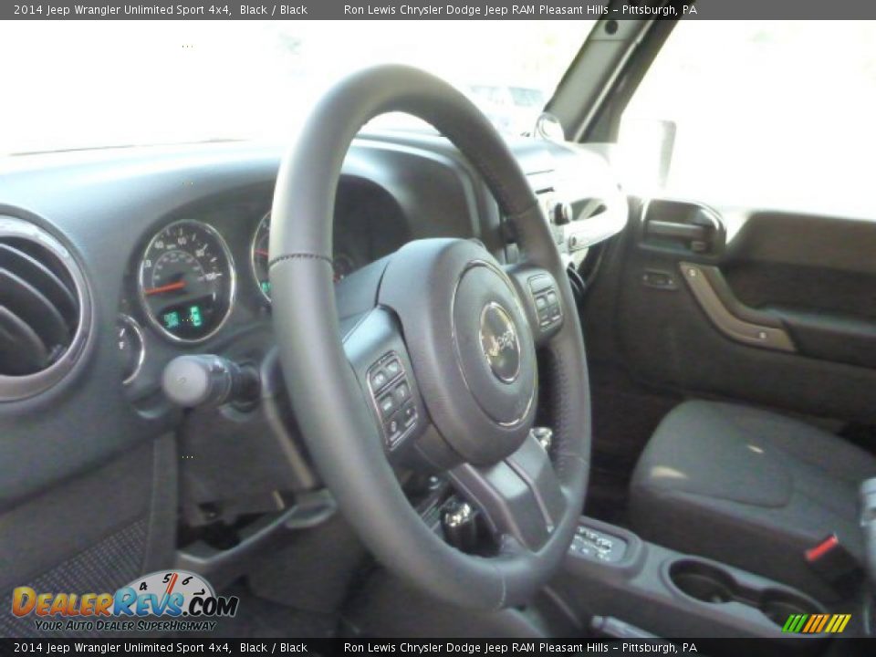 2014 Jeep Wrangler Unlimited Sport 4x4 Black / Black Photo #17