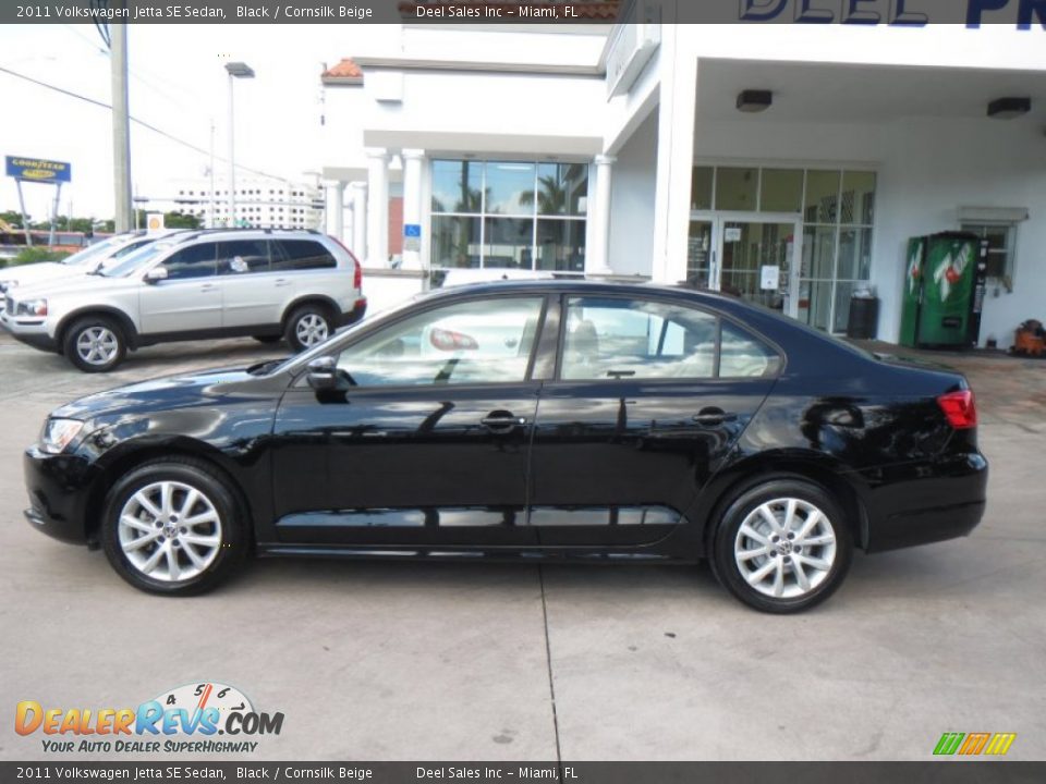 2011 Volkswagen Jetta SE Sedan Black / Cornsilk Beige Photo #2