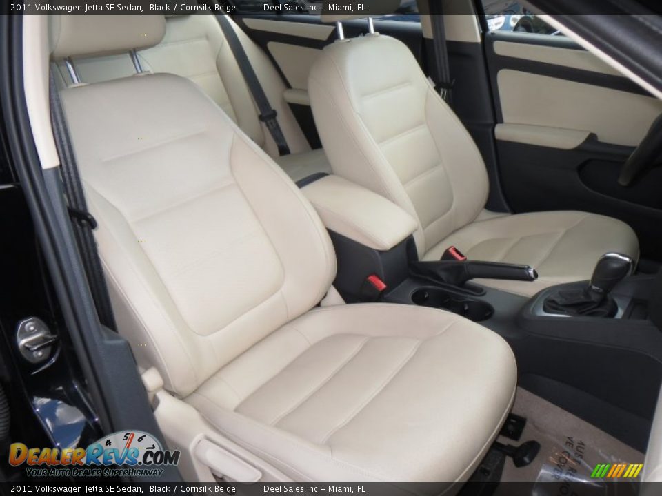 2011 Volkswagen Jetta SE Sedan Black / Cornsilk Beige Photo #10