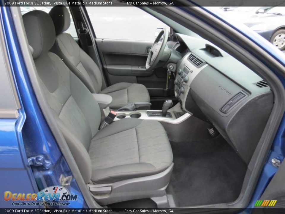 2009 Ford Focus SE Sedan Vista Blue Metallic / Medium Stone Photo #12