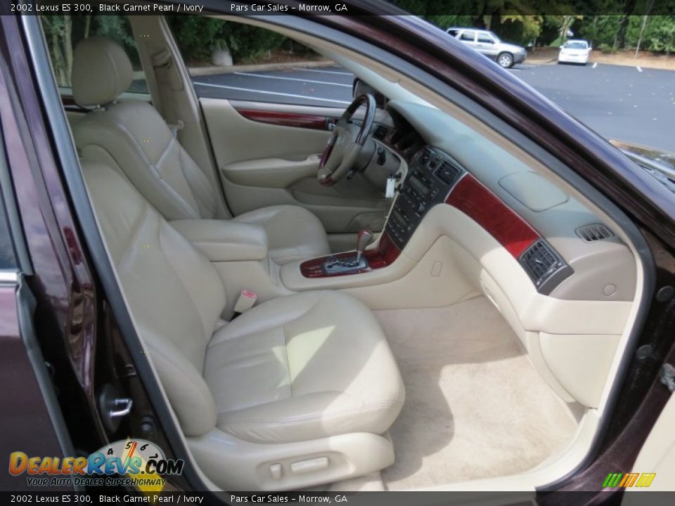 2002 Lexus ES 300 Black Garnet Pearl / Ivory Photo #12
