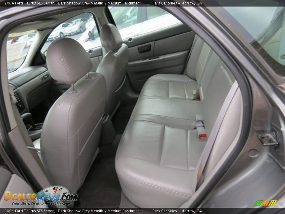 2004 Ford Taurus SES Sedan Dark Shadow Grey Metallic / Medium Parchment Photo #9