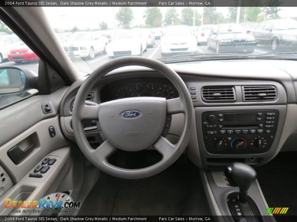 2004 Ford Taurus SES Sedan Dark Shadow Grey Metallic / Medium Parchment Photo #10