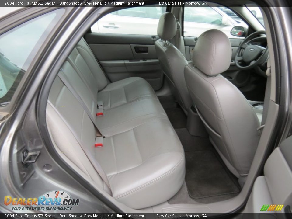 2004 Ford Taurus SES Sedan Dark Shadow Grey Metallic / Medium Parchment Photo #11