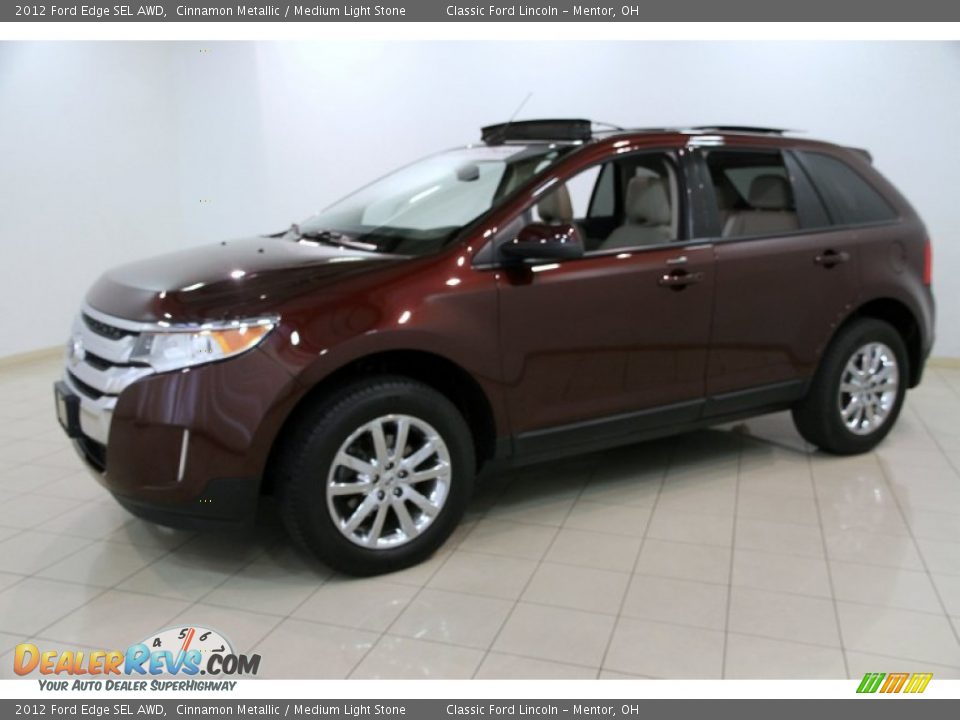Front 3/4 View of 2012 Ford Edge SEL AWD Photo #3