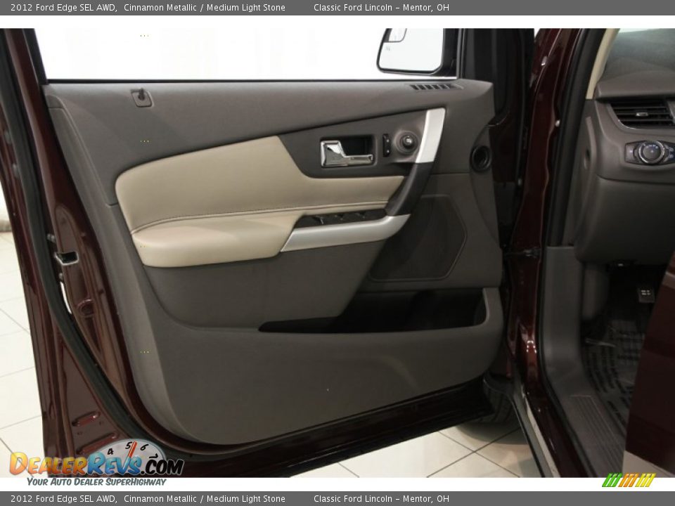 Door Panel of 2012 Ford Edge SEL AWD Photo #4