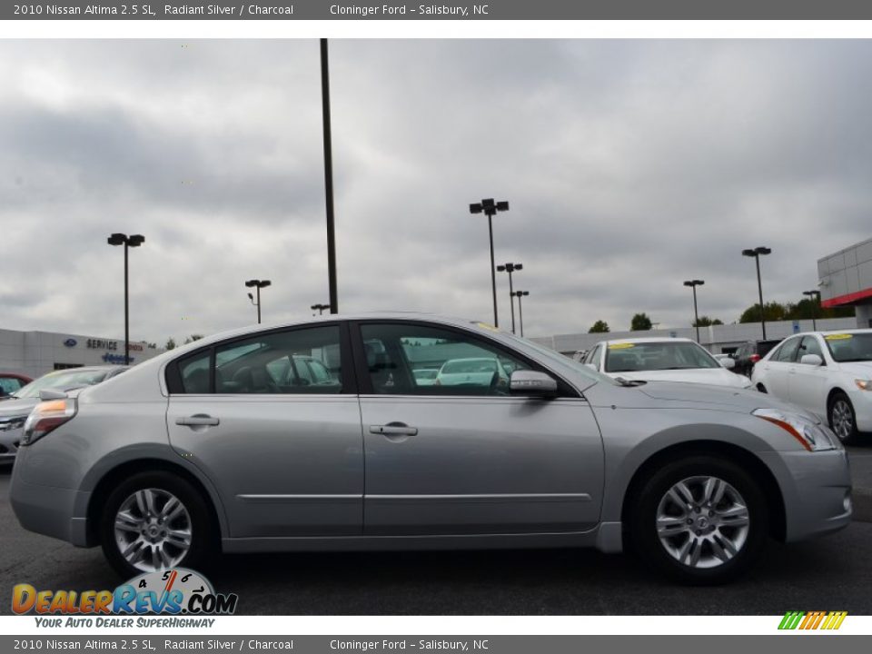 2010 Nissan Altima 2.5 SL Radiant Silver / Charcoal Photo #2