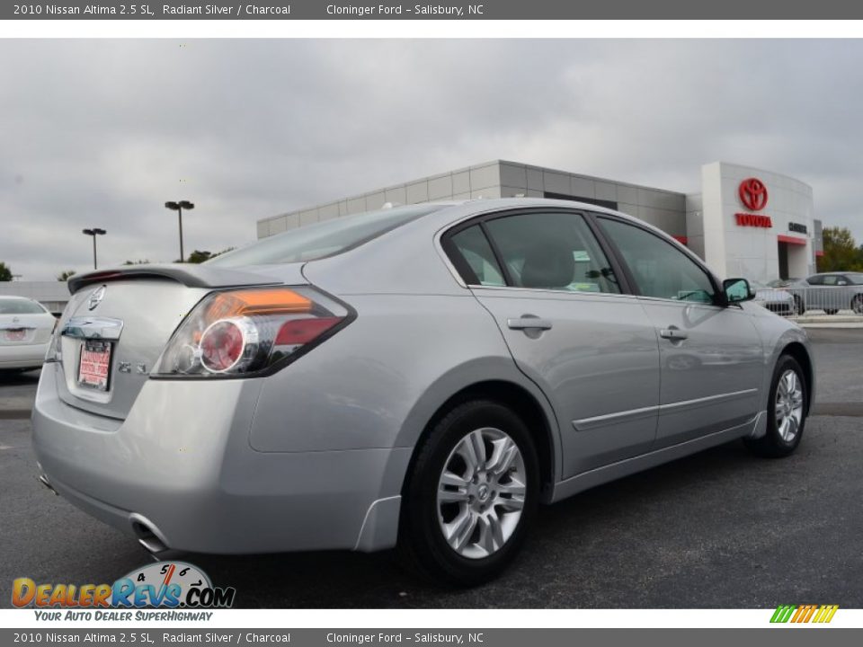 2010 Nissan Altima 2.5 SL Radiant Silver / Charcoal Photo #3