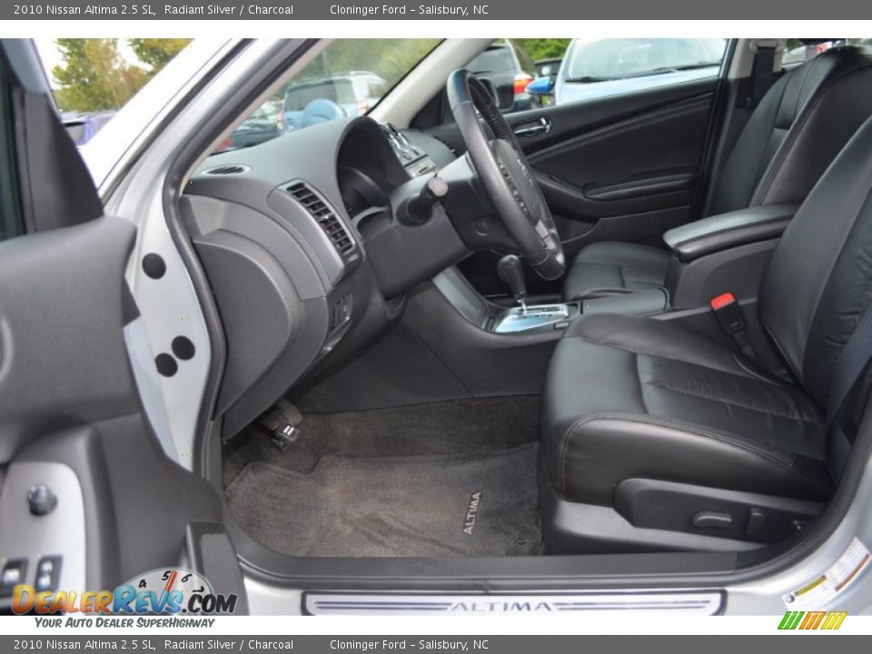 2010 Nissan Altima 2.5 SL Radiant Silver / Charcoal Photo #9