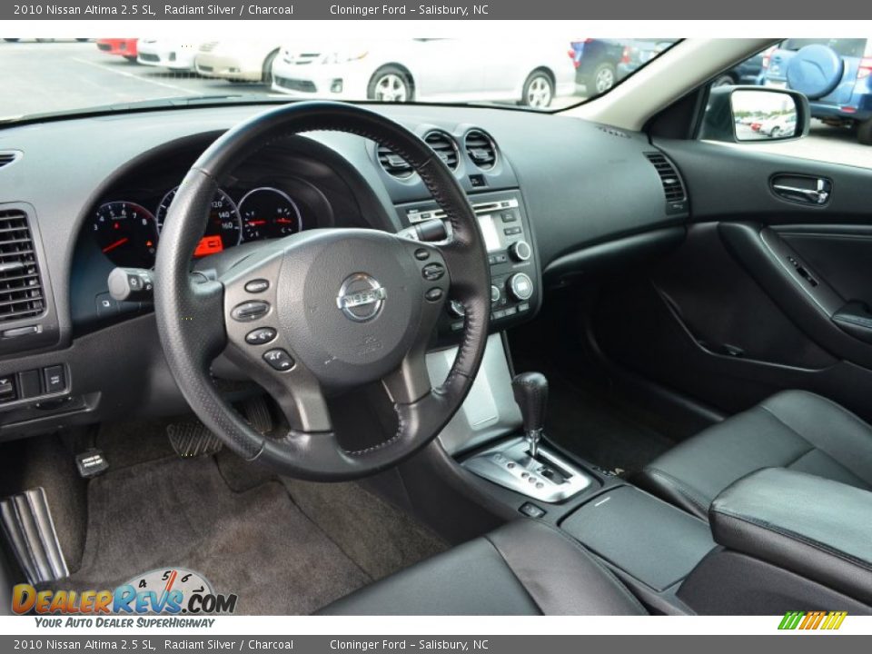 2010 Nissan Altima 2.5 SL Radiant Silver / Charcoal Photo #10